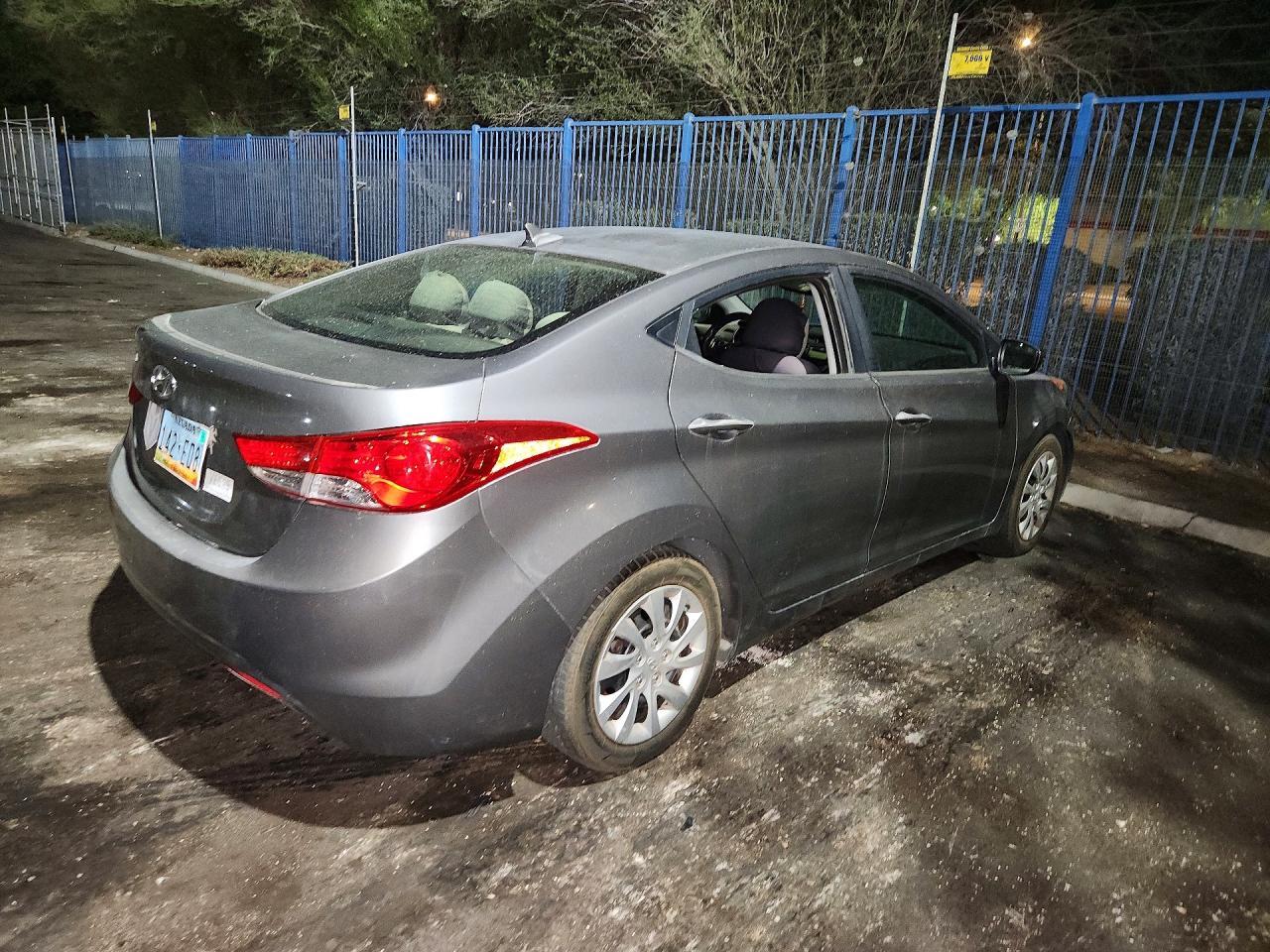 2013 Hyun Elantra Gl - zdjęcie 3