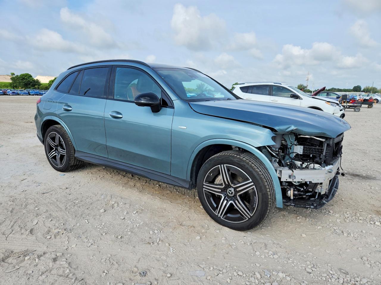 2025 Mercedes-Benz Glc 350E - zdjęcie 4