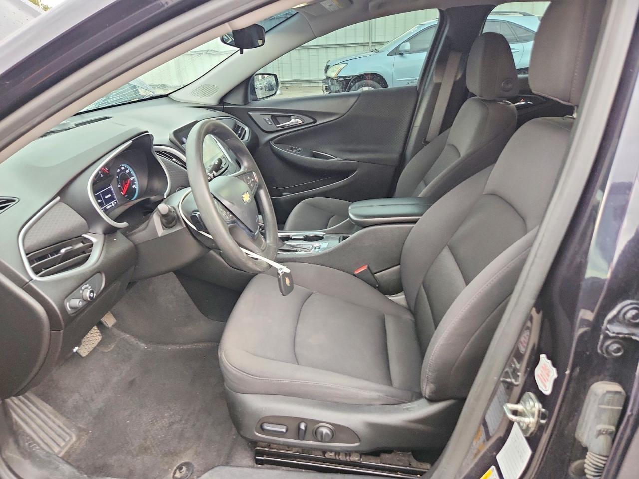 2023 Chevrolet Malibu Lt - zdjęcie 7