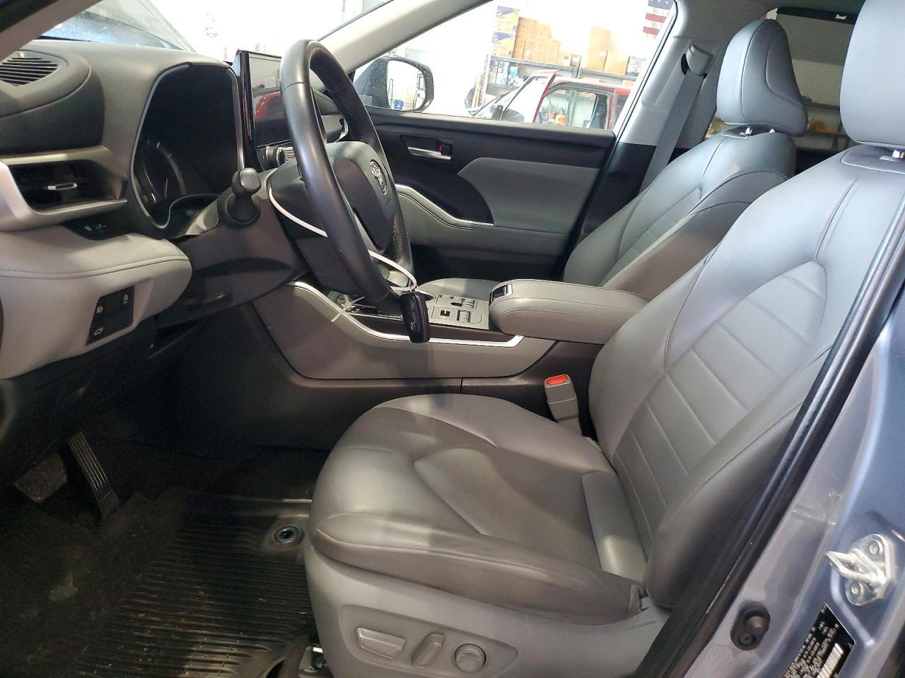 2023 Toyota Highlander Sport - zdjęcie 7