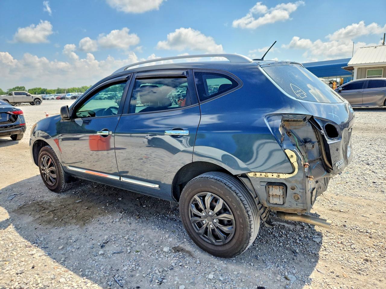 2014 Nissan Rogue - zdjęcie 2