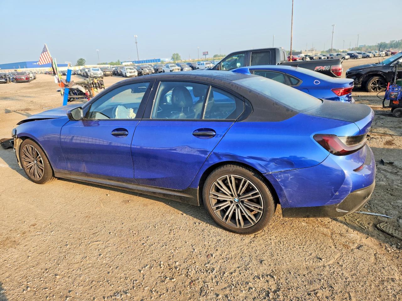 2019 BMW Seria 3 330i - zdjęcie 2