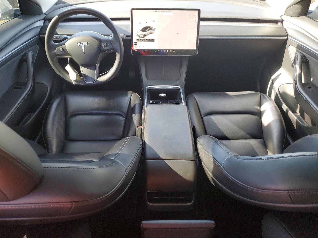2022 Tesla Model 3 - zdjęcie 8