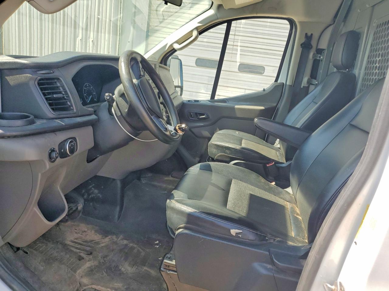 2020 Ford Transit T-250 - zdjęcie 7