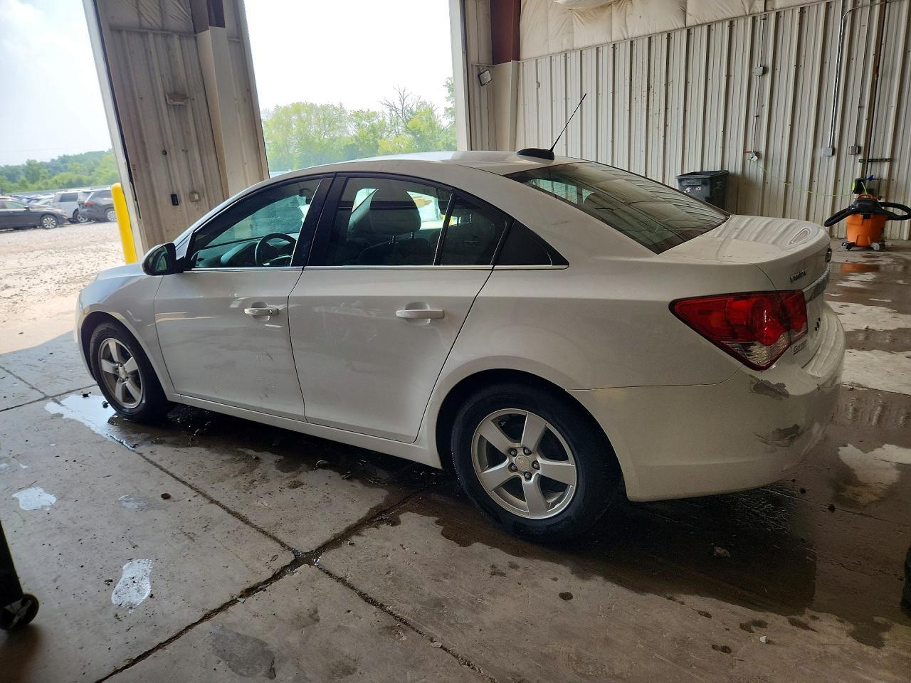 2016 Chevrolet Cruze Limited Lt - zdjęcie 2