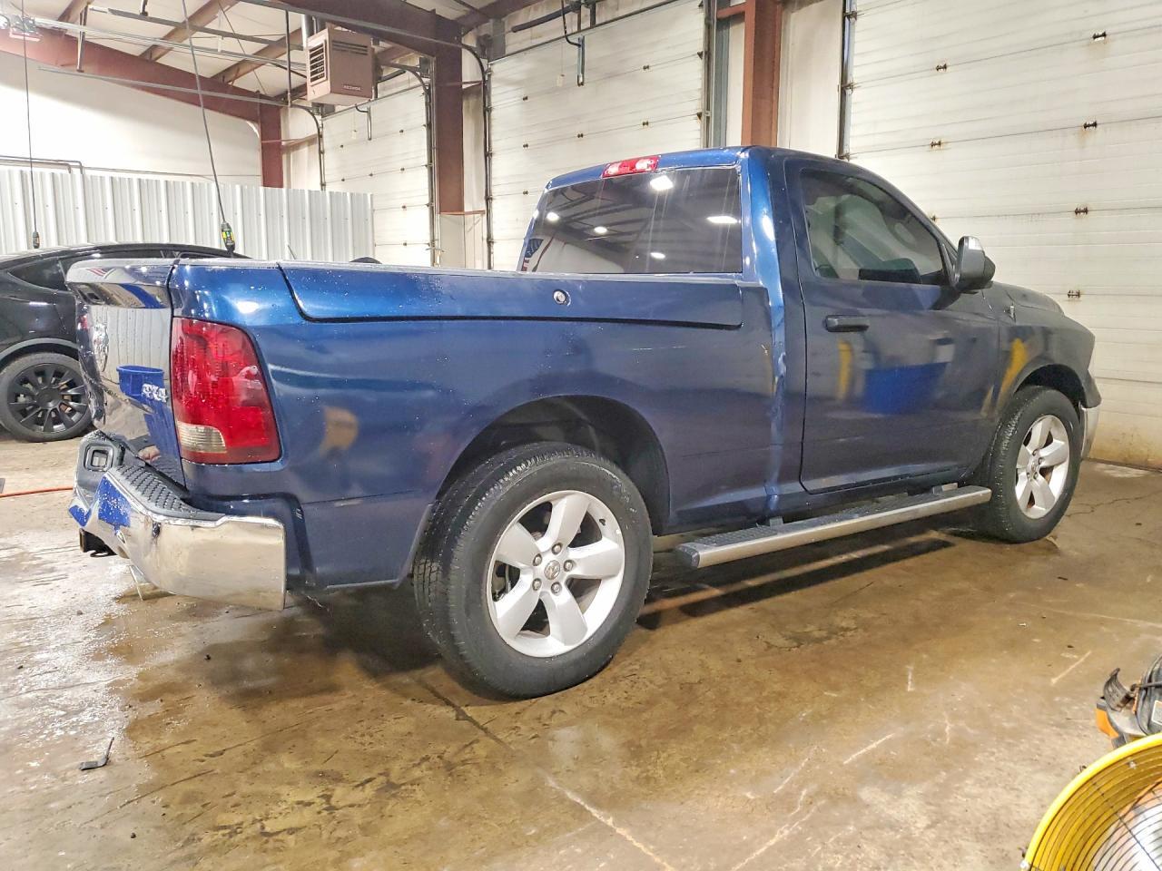 2022 Ram 1500 Classic Tradesman - zdjęcie 3