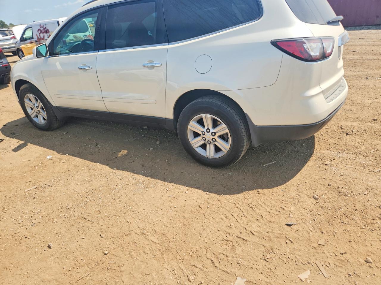 2014 Chevrolet Traverse Lt - zdjęcie 2