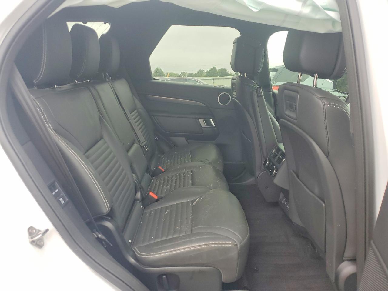 2025 Land Rover Discovery Metropolitan Edition - zdjęcie 11