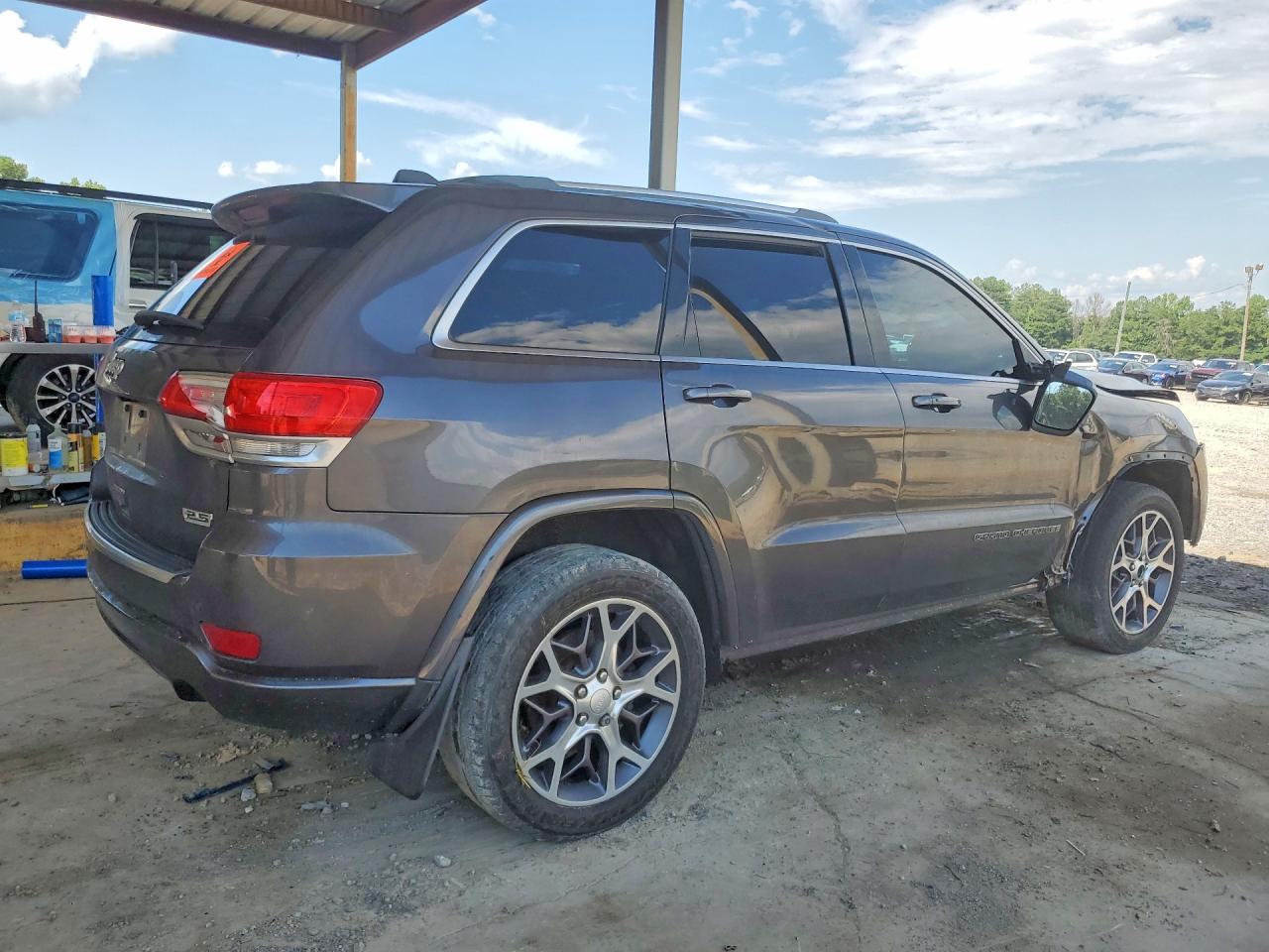 2018 Jeep Grand Cherokee Limited - zdjęcie 3