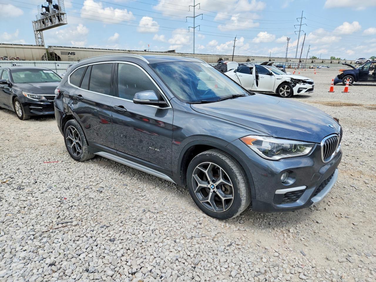 2018 BMW X1 xDrive28I - zdjęcie 4