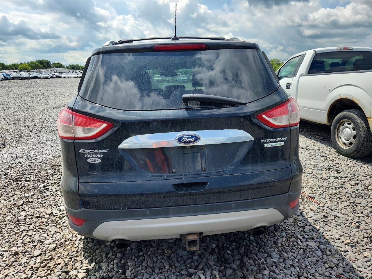 2014 Ford Escape Titanium - zdjęcie 6