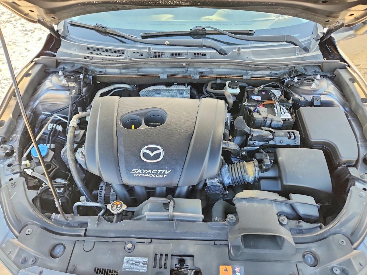 2016 Mazda 3 Sport - zdjęcie 11