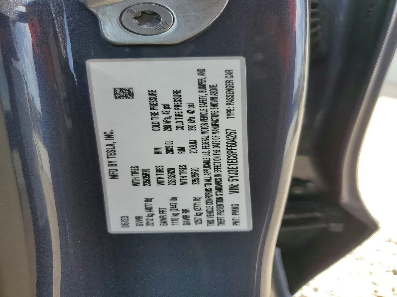 2023 Tesla Model 3 - zdjęcie 12