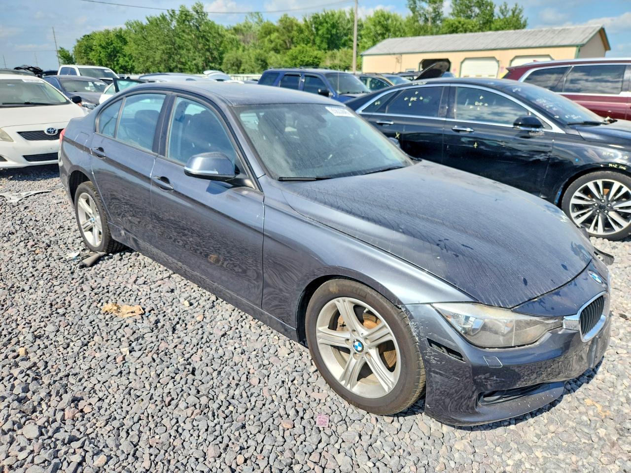 BMW Seria 3 - zdjęcie 4