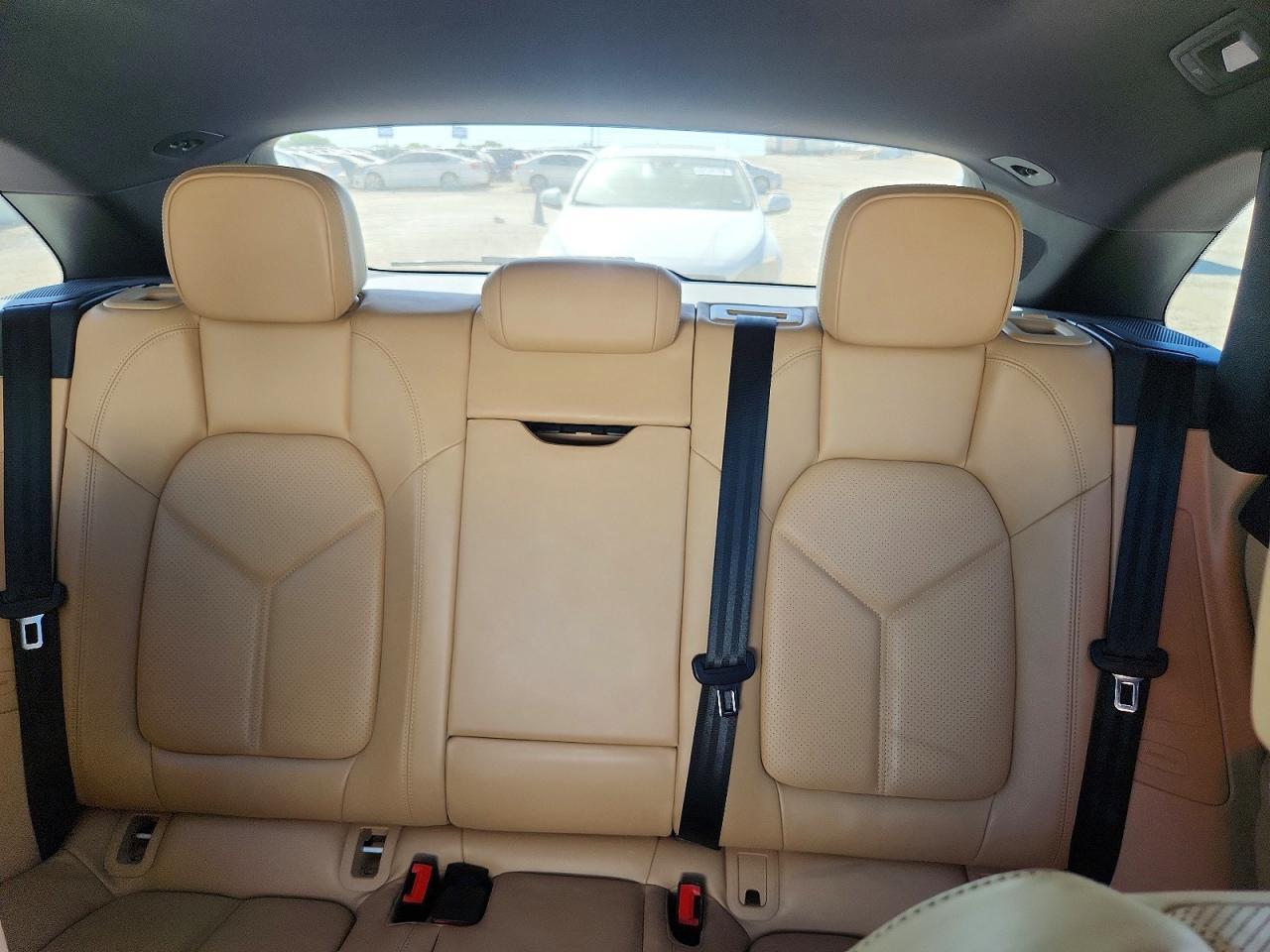2018 Porsche Macan - zdjęcie 10