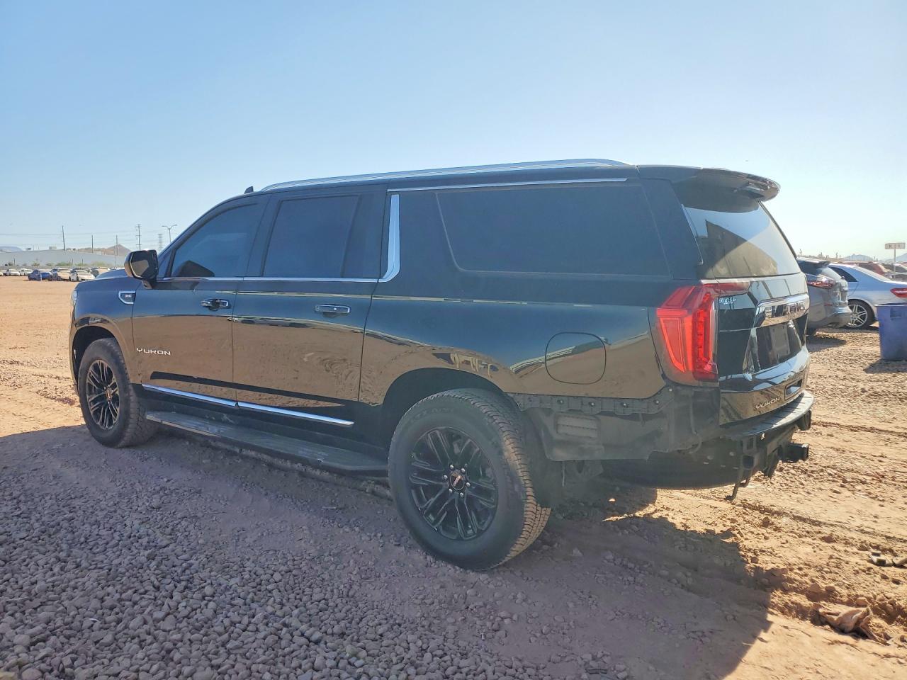 2021 GMC Yukon Xl C1500 Slt - zdjęcie 2