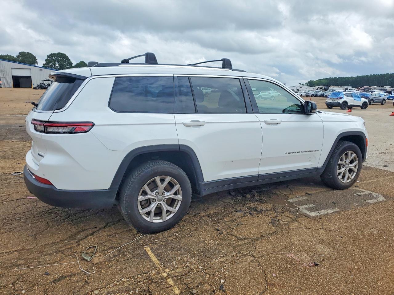 2021 Jeep Grand Cherokee L Limited - zdjęcie 3