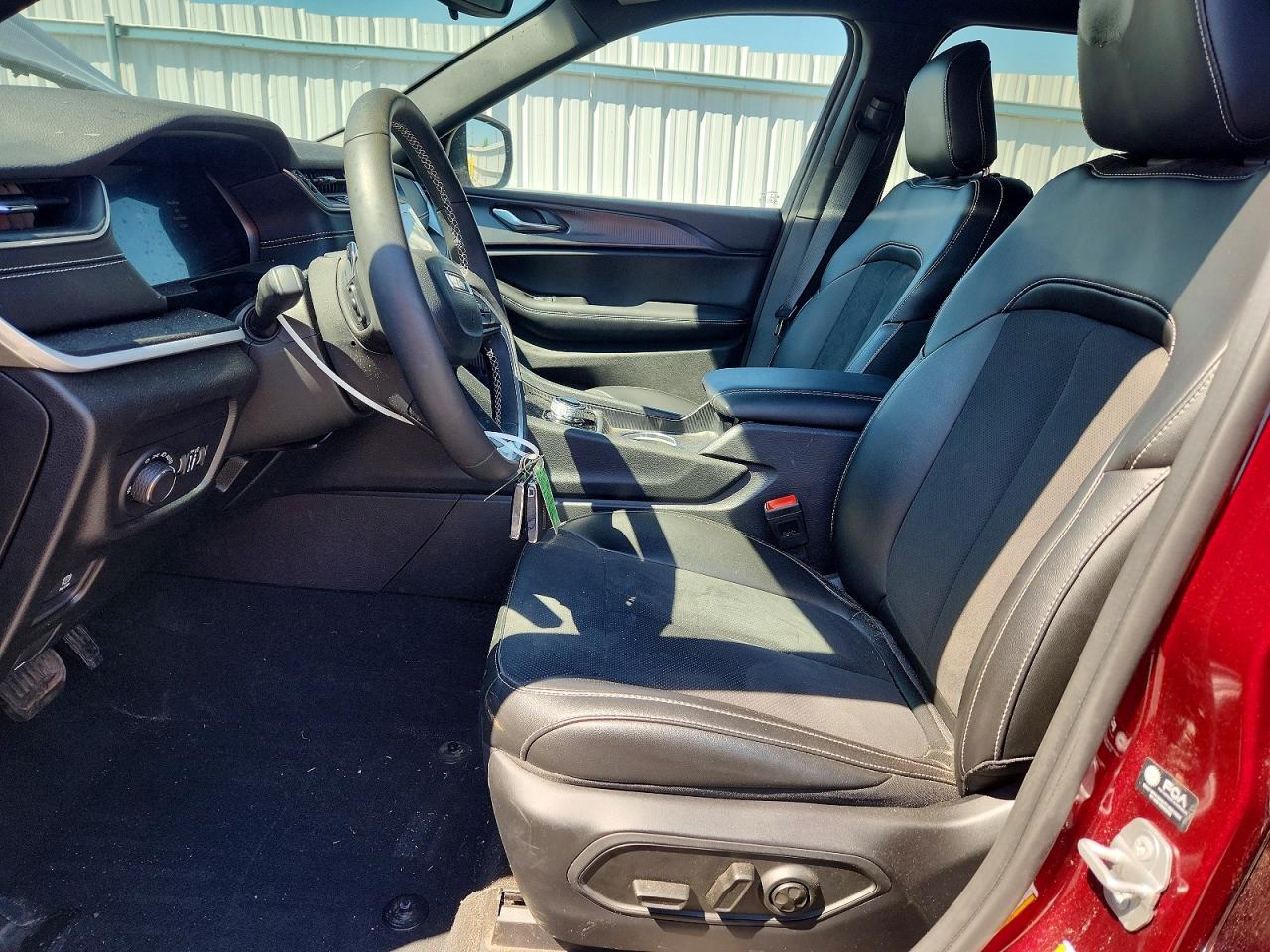 2024 Jeep Grand Cherokee Laredo - zdjęcie 7