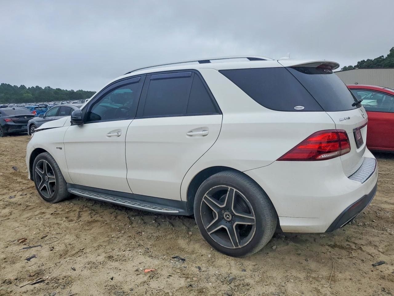 2017 Mercedes-Benz Gle 43 Amg - zdjęcie 2