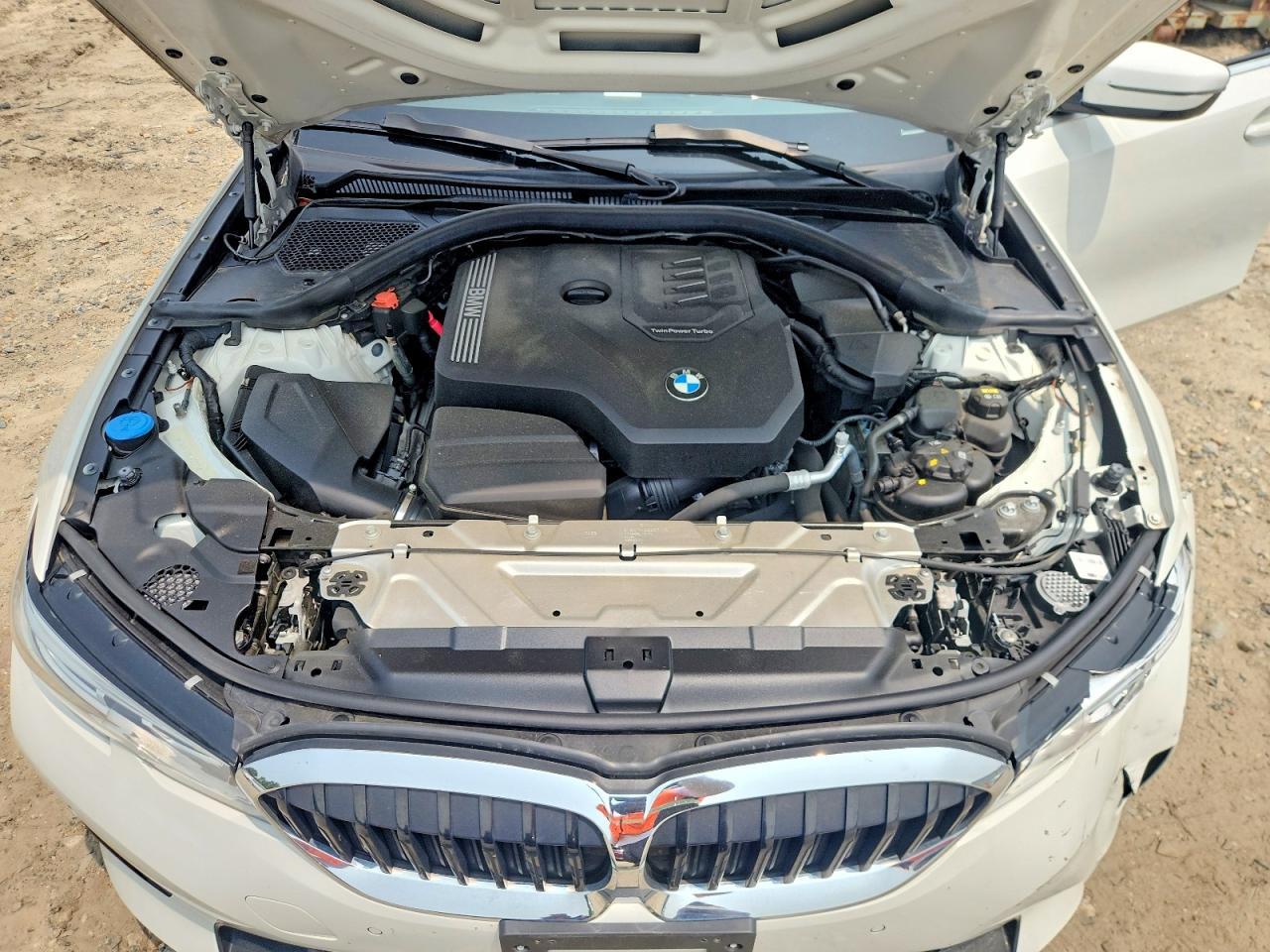 2019 BMW Seria 3 330i - zdjęcie 11