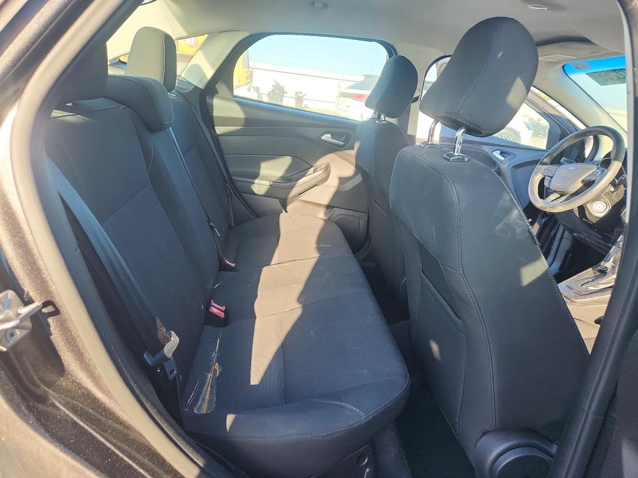 2016 Ford Focus Se - zdjęcie 10