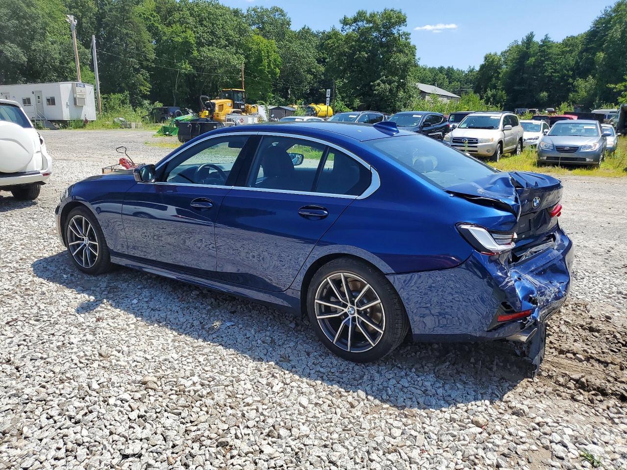2019 BMW Seria 3 330i - zdjęcie 2