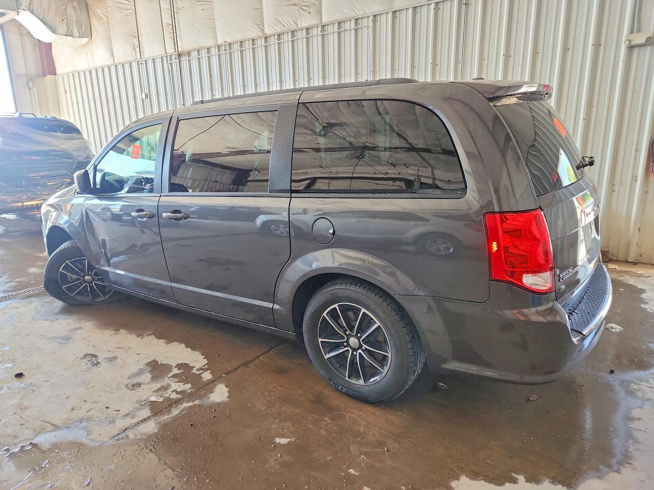 2018 Dodge Grand Caravan Gt - zdjęcie 2