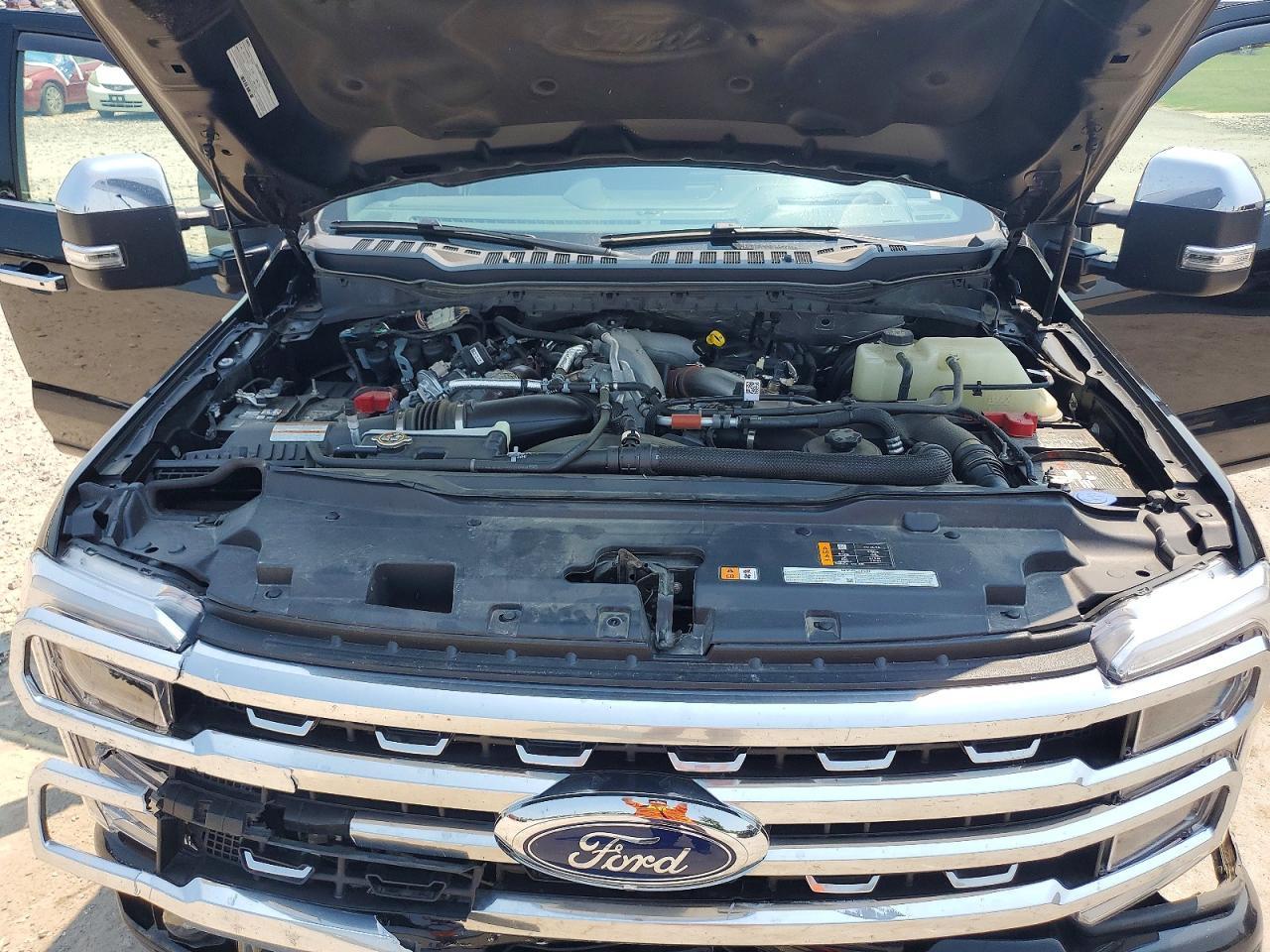 2024 Ford F250 Super Duty - zdjęcie 11