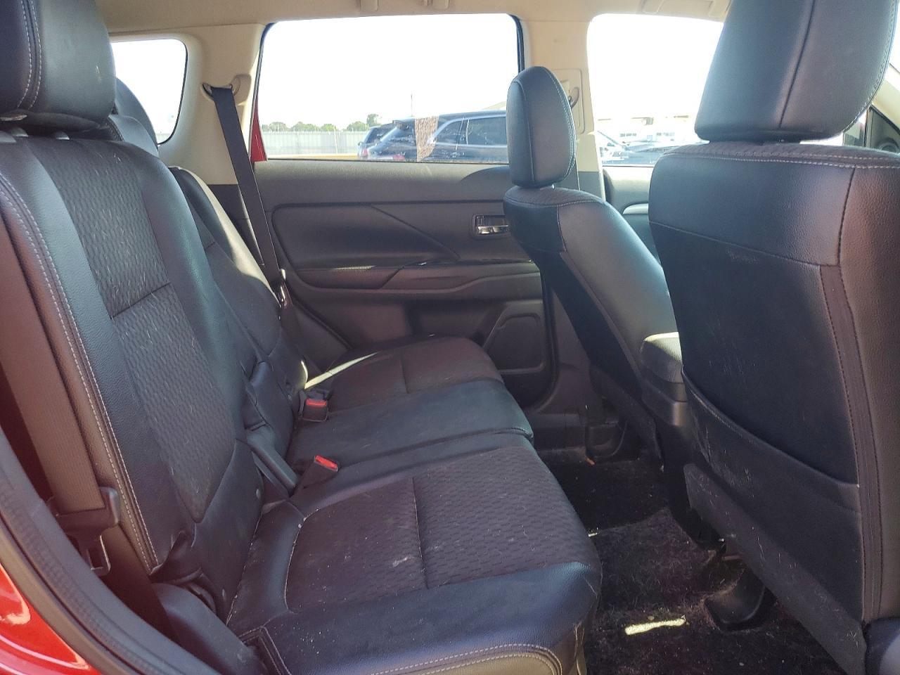 2015 Mitsubishi Outlander Se - zdjęcie 11