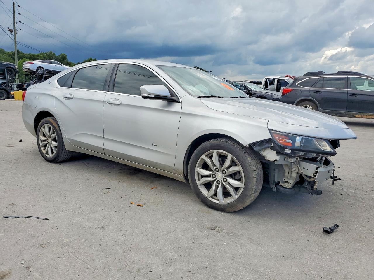 2018 Chevrolet Impala Lt - zdjęcie 4