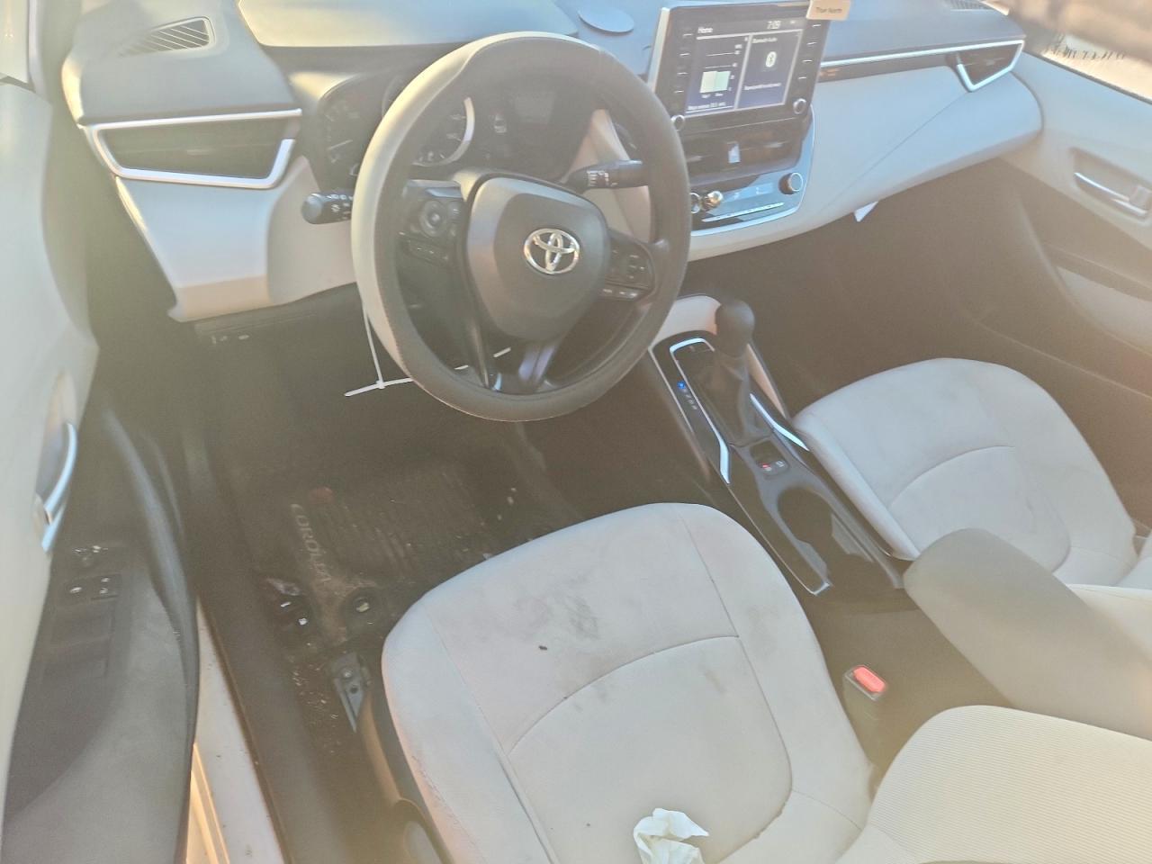 2020 Toyota Corolla Le - zdjęcie 8