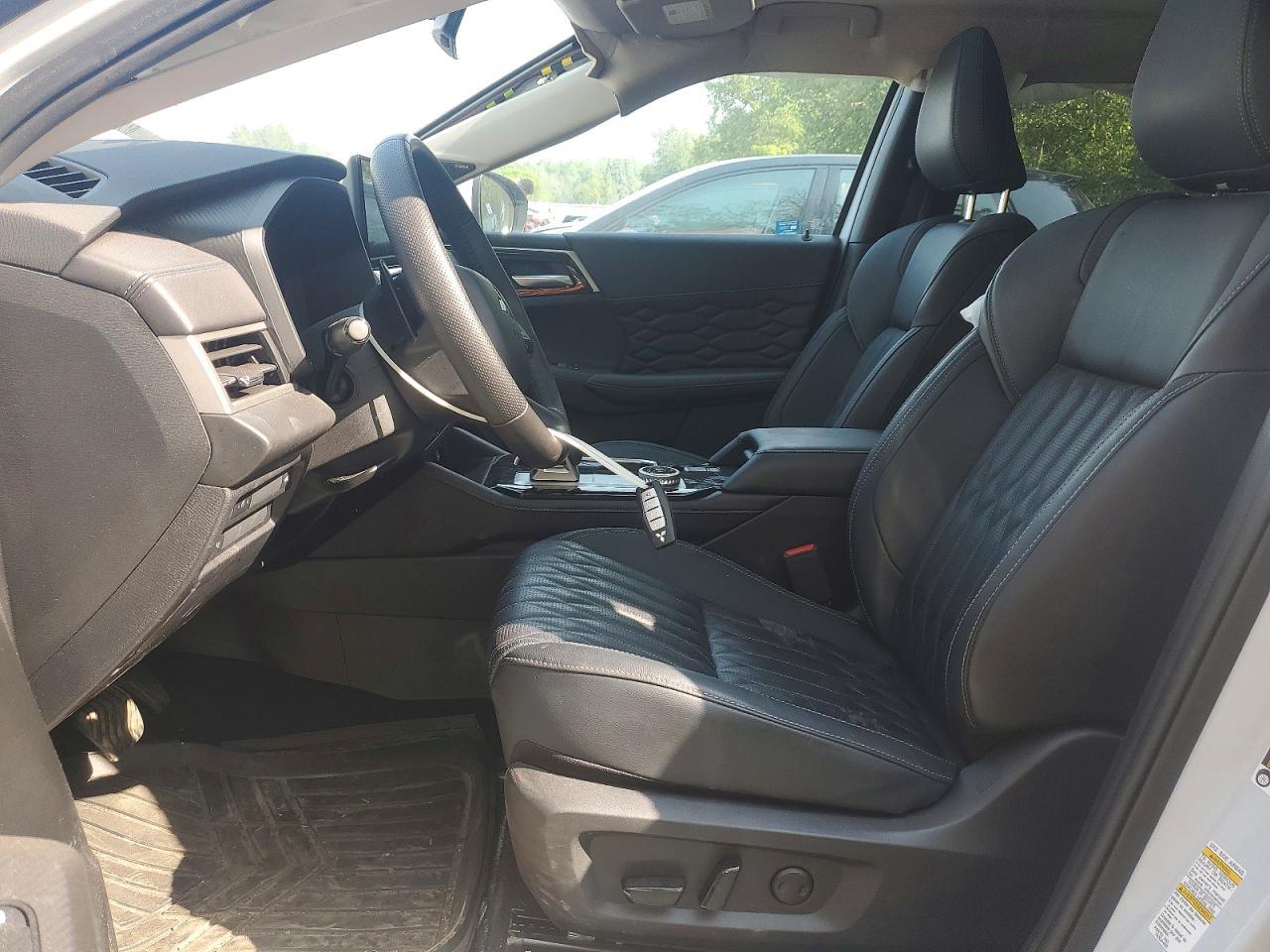 2025 Mitsubishi Outlander Sel - zdjęcie 7