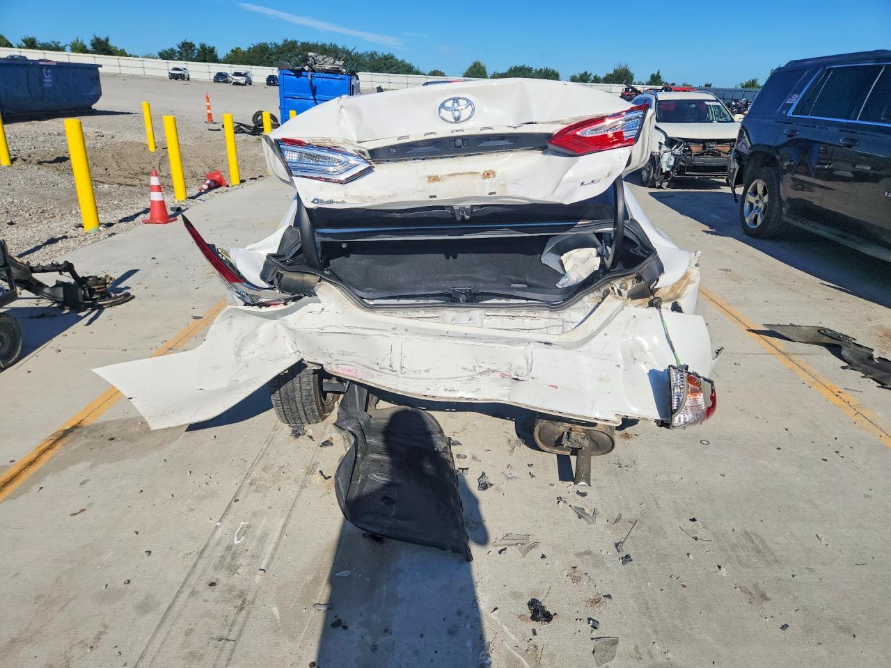 2019 Toyota Camry Le - zdjęcie 6