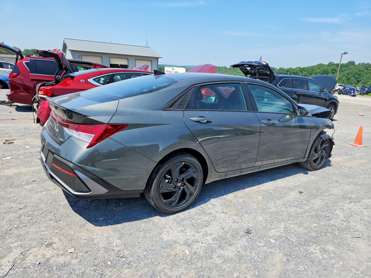 2026 Hyundai Elantra Hybrid Sel Sport - zdjęcie 3
