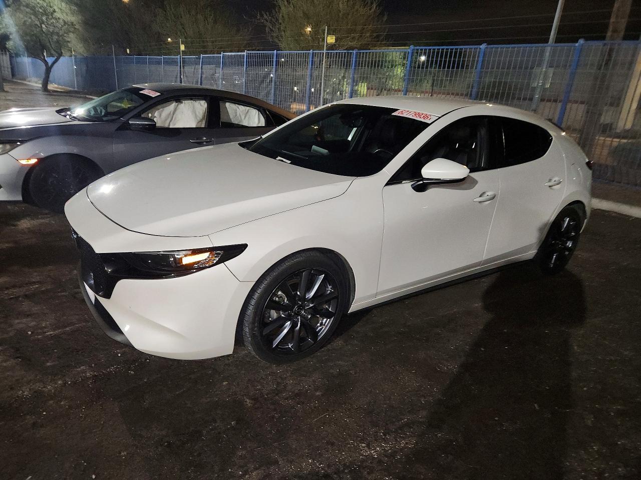 2020 Mazda 3 Preferred - zdjęcie główne