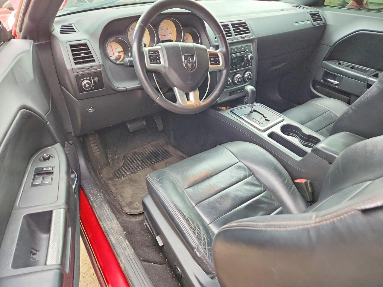 2013 Dodge Challenger R/T - zdjęcie 8