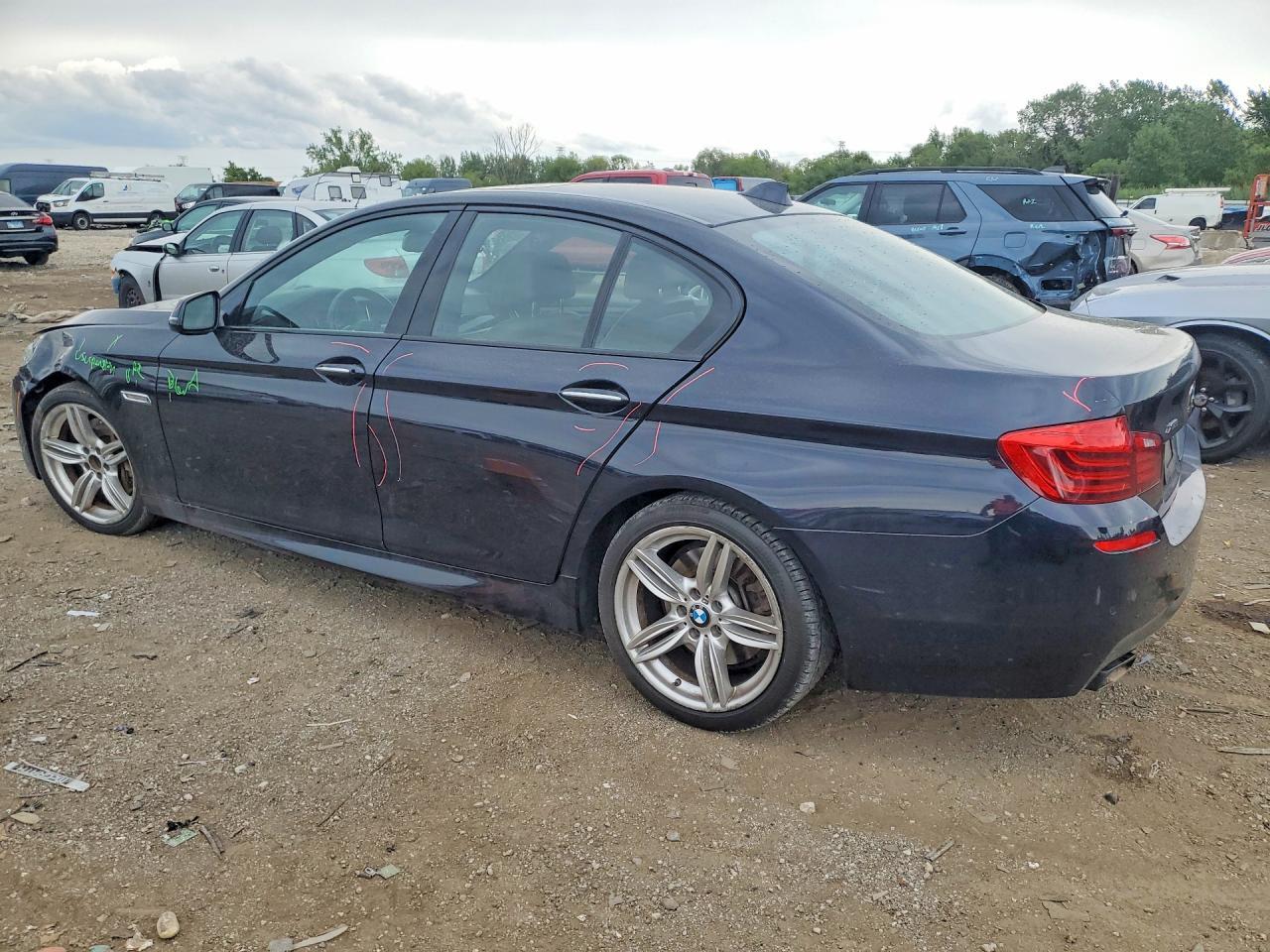 2014 BMW Seria 5 550i - zdjęcie 2