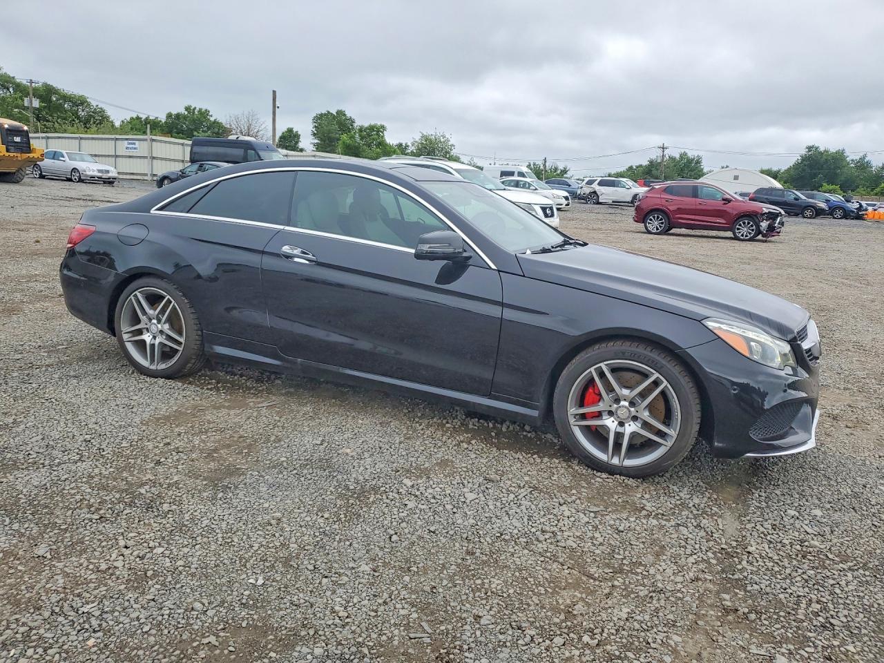 2016 Mercedes-Benz E 550 - zdjęcie 4