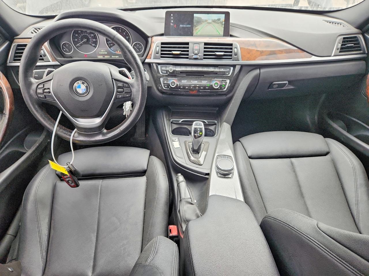 2018 BMW Seria 3 330i - zdjęcie 8