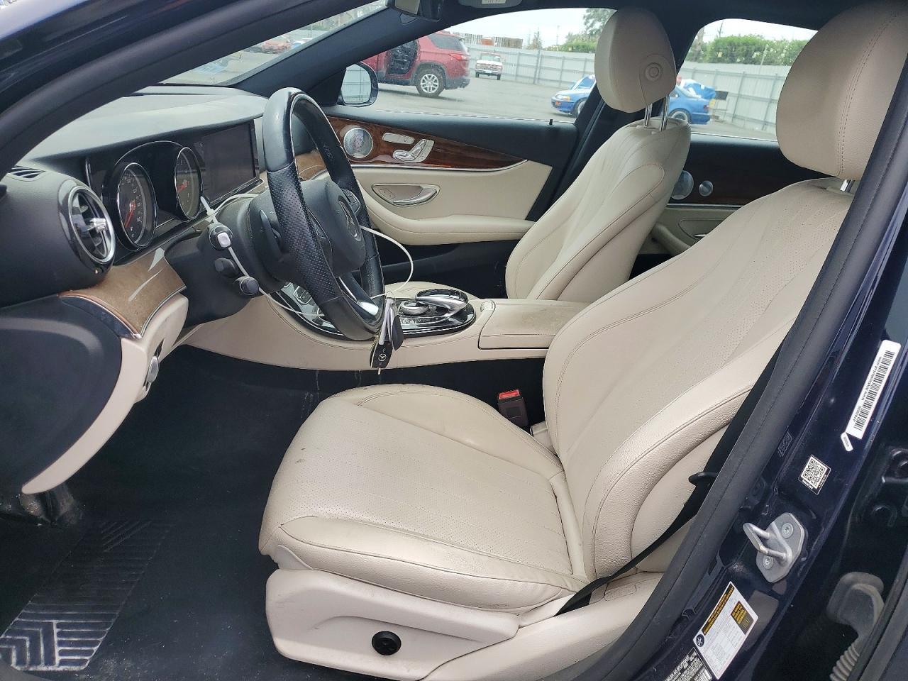 2018 Mercedes-Benz E 300 - zdjęcie 7