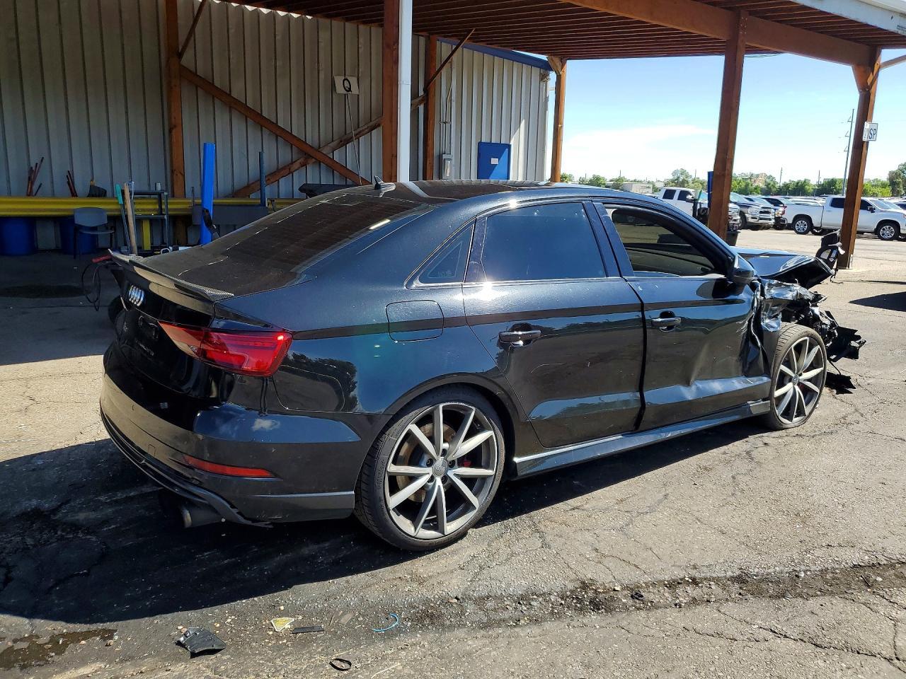 2017 Audi S3 Premium Plus - zdjęcie 3