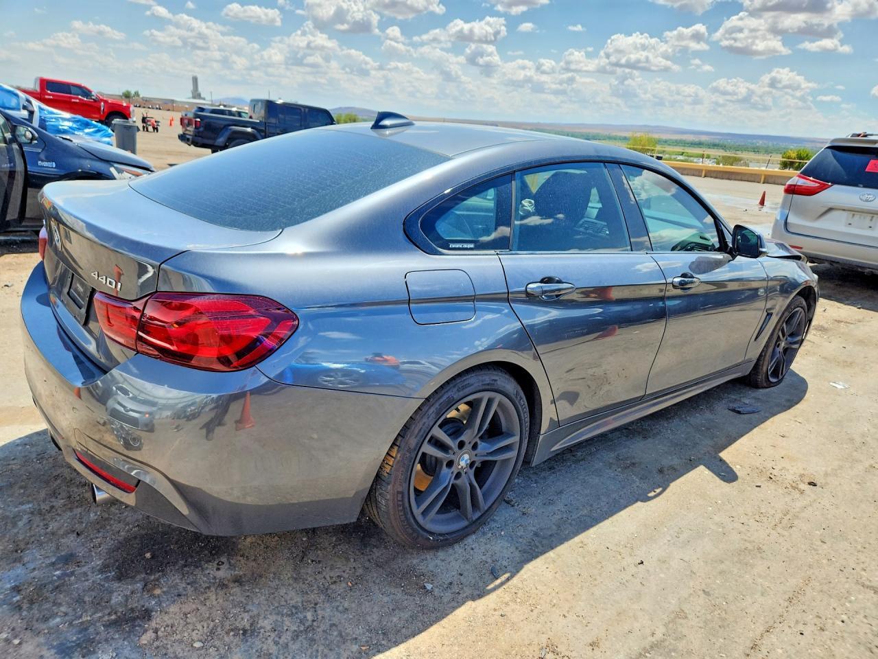 2020 BMW Seria 4 440i - zdjęcie 3