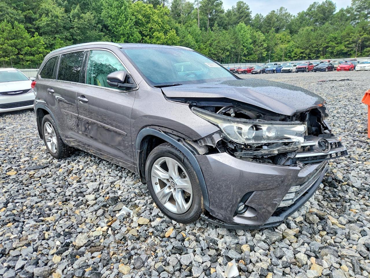 2019 Toyota Highlander Limited - zdjęcie 4