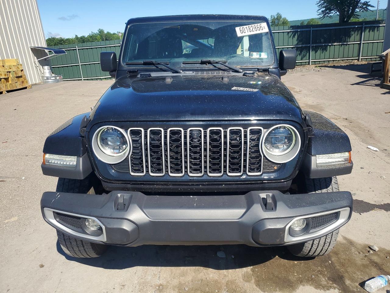 2024 Jeep Wrangler Sahara - zdjęcie 5