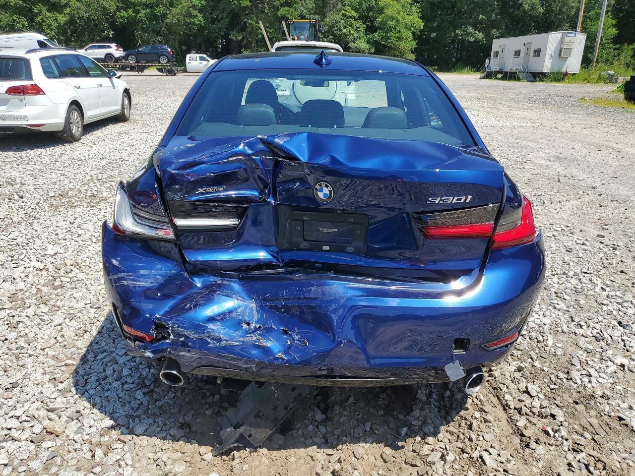 2019 BMW Seria 3 330i - zdjęcie 6