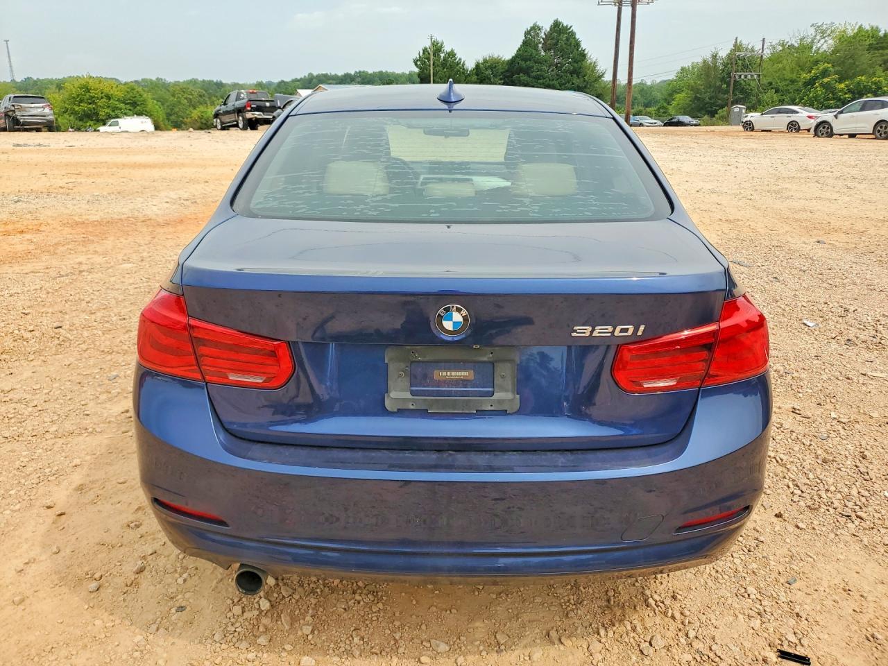 2018 BMW 320 I - zdjęcie 6