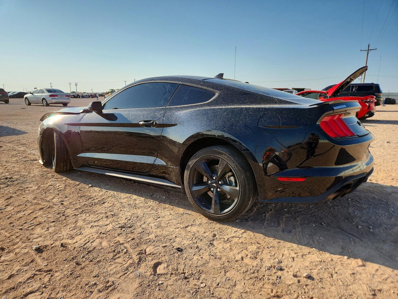 2021 Ford Mustang Gt - zdjęcie 2