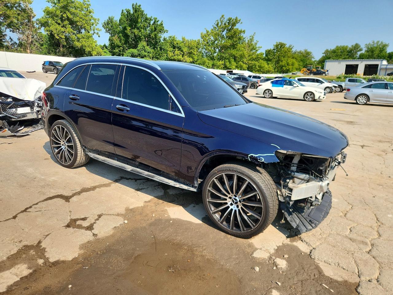 2020 Mercedes-Benz Glc 300 4Matic - zdjęcie 4