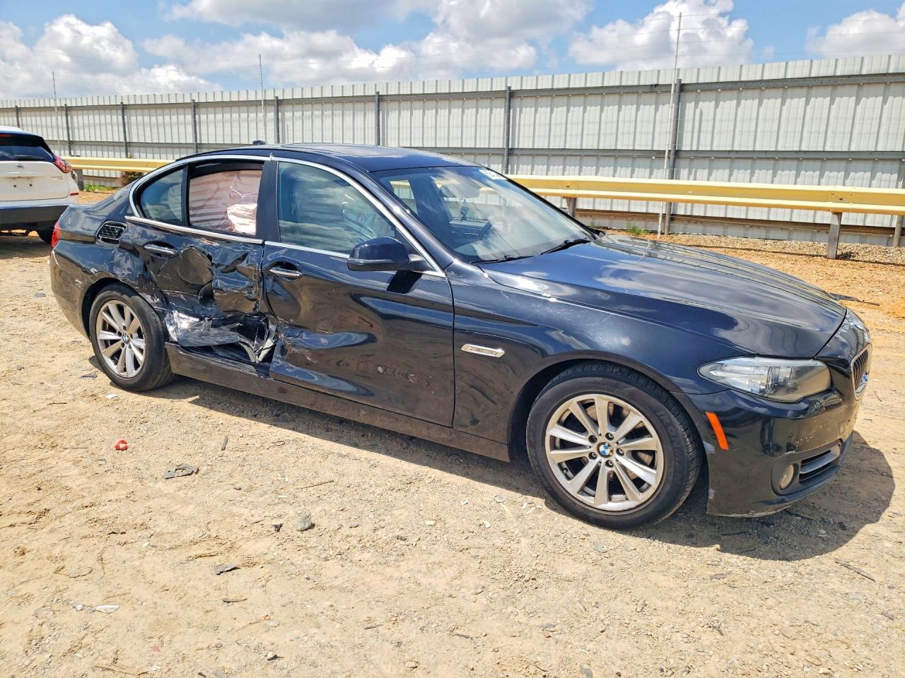 2016 BMW Seria 5 528i - zdjęcie 4