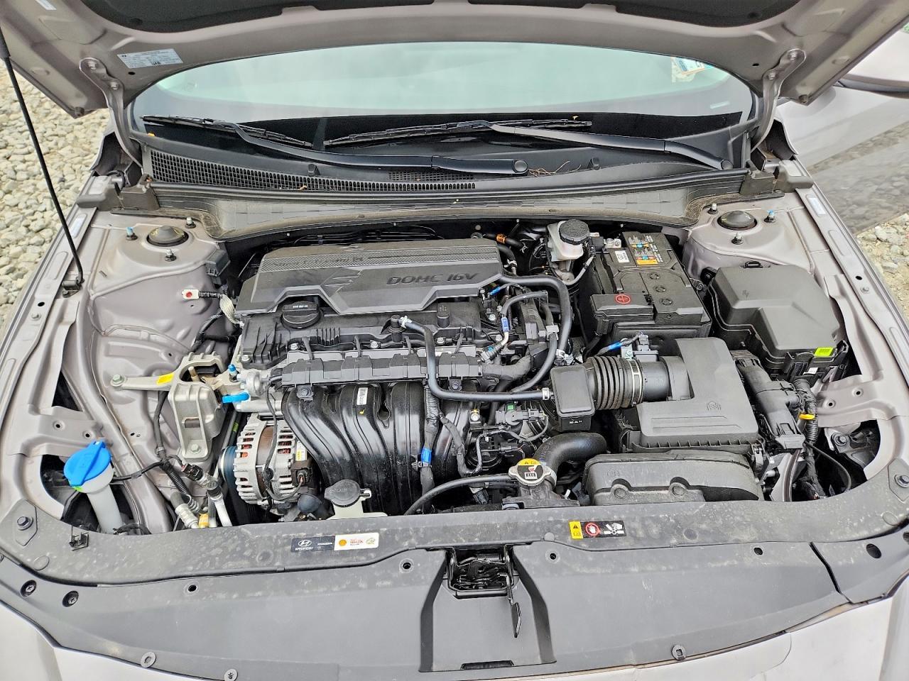 2025 Hyundai Elantra Se - zdjęcie 11